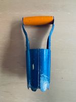 Blumenzwiebel-Pflanzer mit Tiefenskala , Metall m. Holzgriff