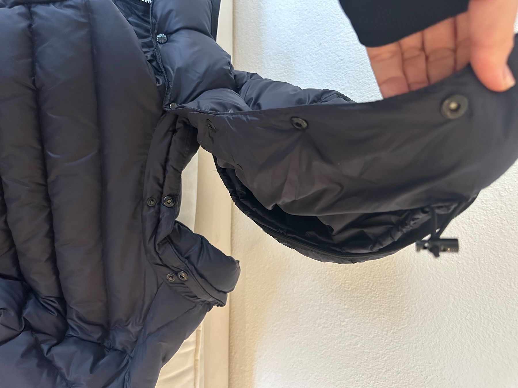 Moncler Cappotti: Moncler Winterjacke – Usato da Urdorf venduto da and_ygf9 9