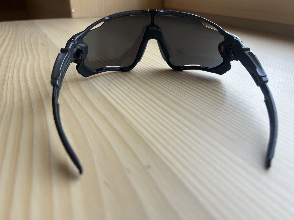 Oakley Brillen & Gläser: Oakley Sonnenbrille – Gebraucht aus Appenzell Meister. von HolderioAI 1