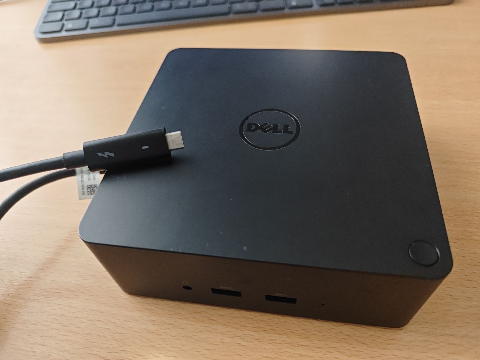 Dell Dockingstation: Original Dell Dockingstation TB16 – Defekt aus St.Gallen von simi1234569