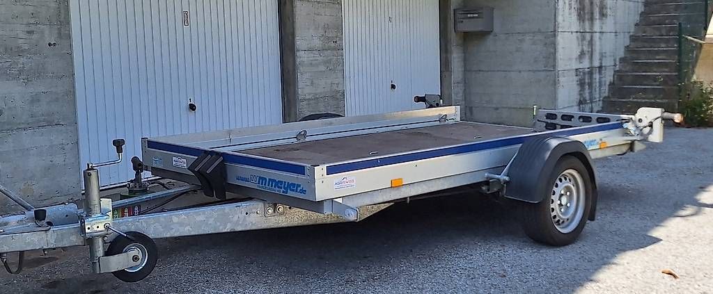Wm Meyer Anhänger: Remorque plateau basculante hydraulique – Gebraucht aus Savièse von Ydylan