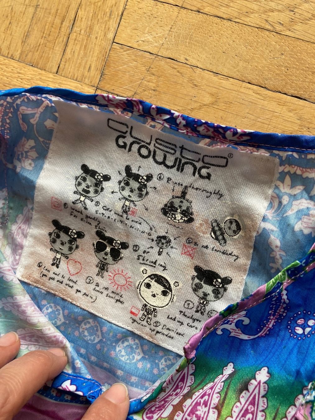 Camicette, T-shirt & Top: Tunique CUSTO Barcelone – Usato da Genève venduto da ct_fqr8 1
