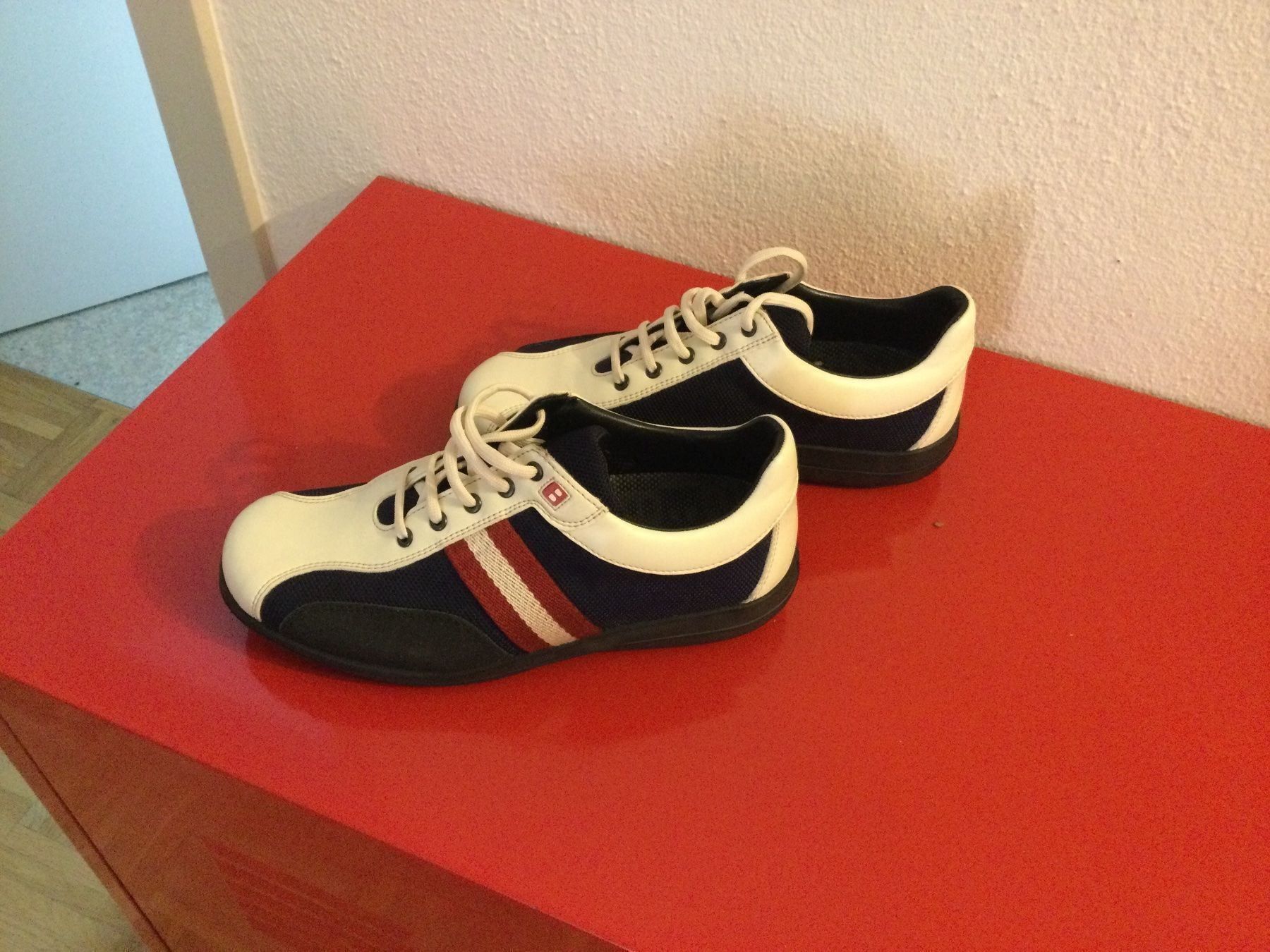 Bally Scarpe da donna: CHAUSSURES DE GOLF BALLY ORLANDO WOMENS – Nuovo (secondo la descrizione) da Brügg BE venduto da traindenuit