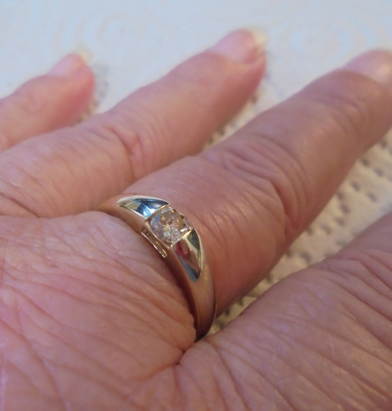 Anelli: Echtschmuck: Schokoladen-Diamant-Goldring. Grösse 56/18 – Nuovo (secondo la descrizione) da Zuchwil venduto da maumauchi 2