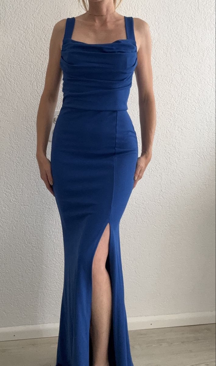 Robes: WallG Tall Kleid  – Neuf (Voir description) à therwil par ayumi991