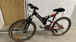 Mountainbike Matrix schwarz rot gefedert gebraucht