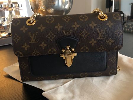 Neu und Original Louis Vuitton