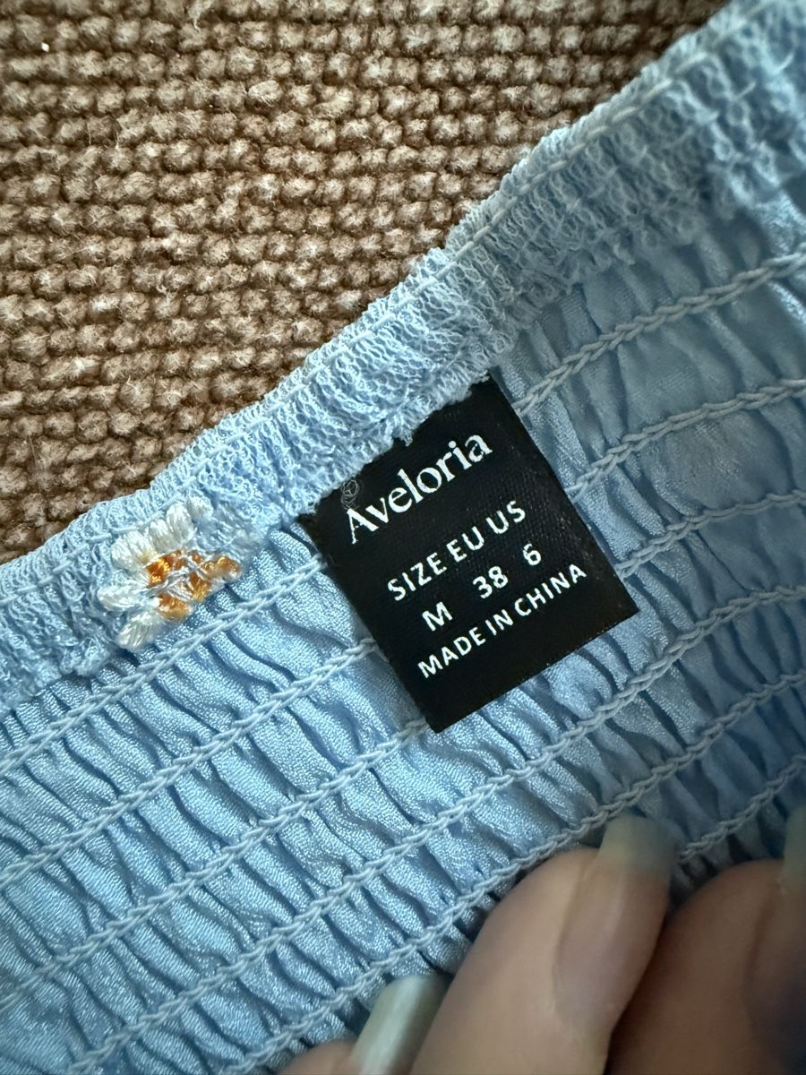 Vestiti: Aveloria Kleid hellblau mit Blumenmuster Grösse M  – Usato da Hüttwilen venduto da sar_8gj7 3