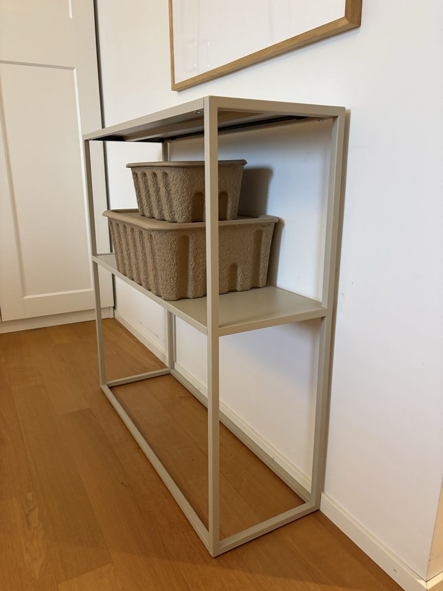 Scaffali: Metall Regal Beige Westwing – Usato da Zürich venduto da dor_lbq5 1