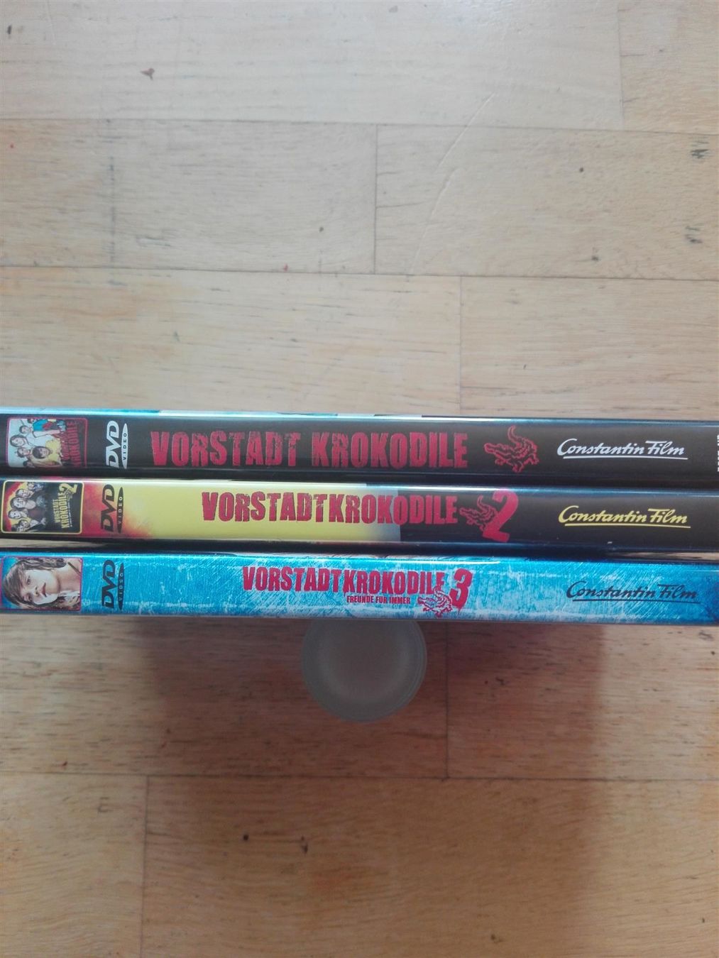 Tutti i DVDs: Vorstadtkrokodile (1 - 3)     -Trilogie- – Usato da St.Galllen venduto da elkaphone 7