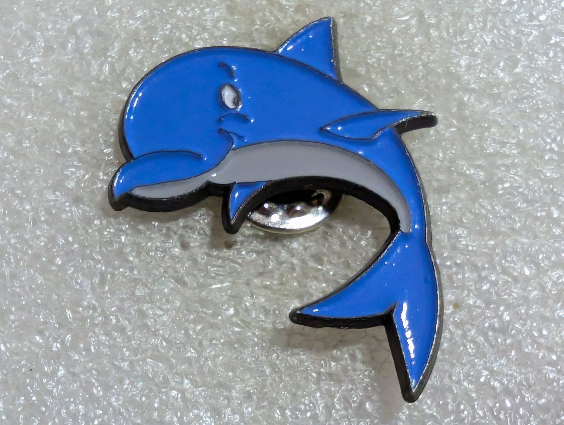 Placchette & Badge: Ansteckpin 4: Delfin – Usato da Oppligen venduto da Pin-Fall-Shop