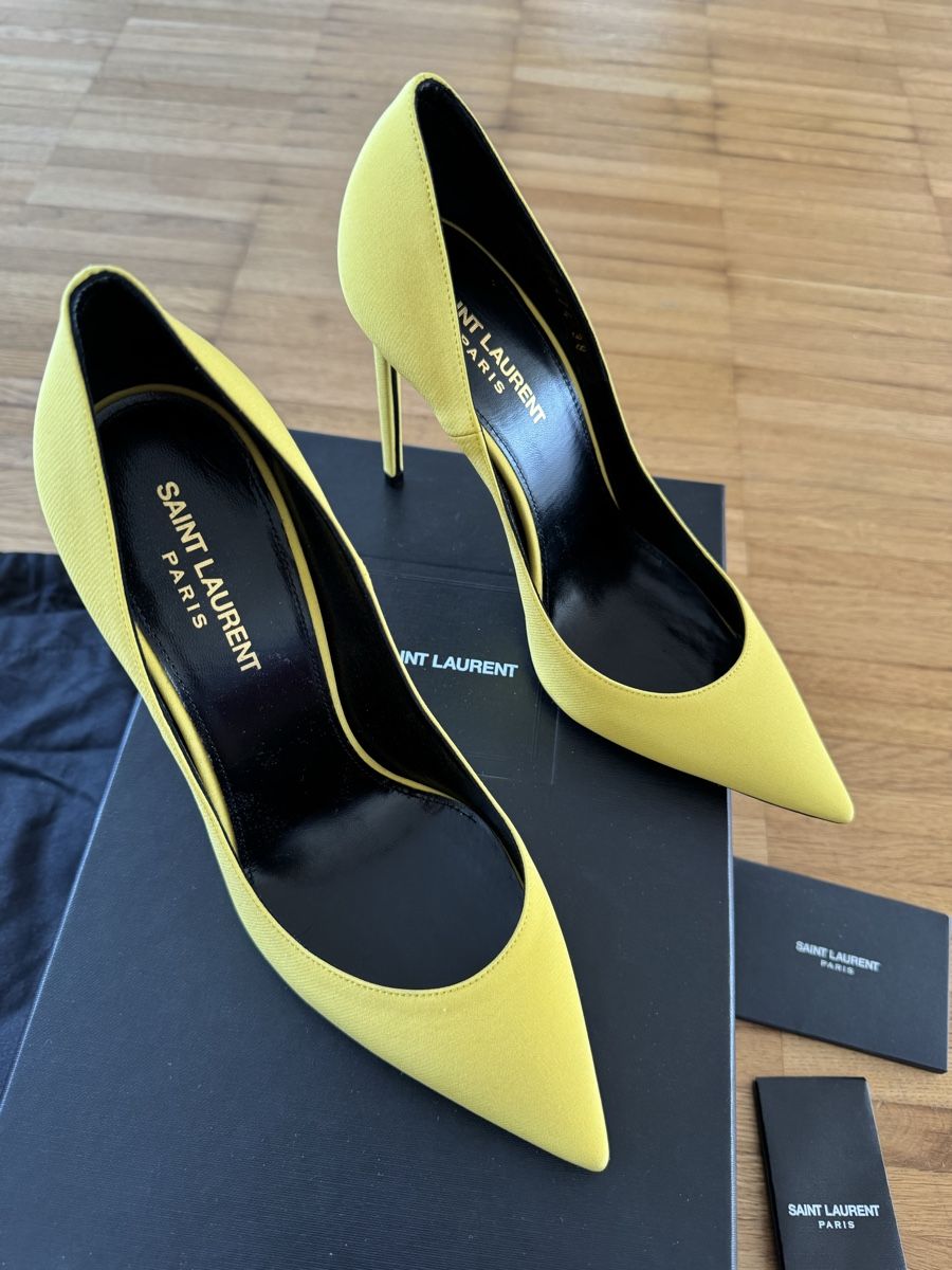Saint Laurent Scarpe da donna: YSL Pumps silk Gr.38 / 10cm höher Absatz – Nuovo e nell'imballaggio originale da Pfäffikon SZ venduto da EMMA0111