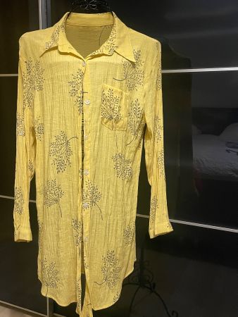 Longbluse Gr. L gelb