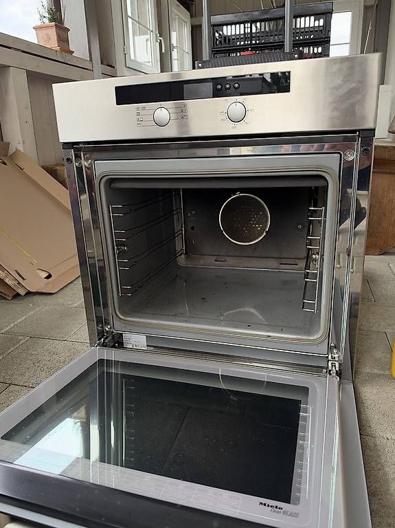 Forni: Backofen Miele – Usato da Thunstetten venduto da FlyArchy 1