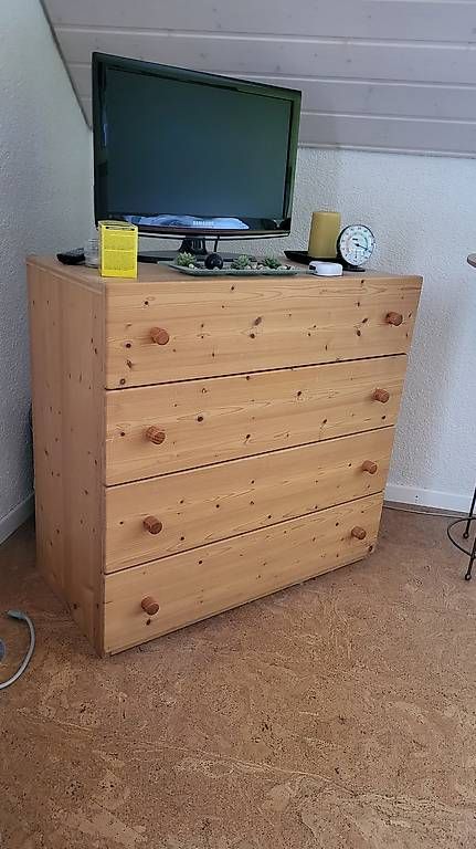 Commodes: Kommode mit 4 Schubladen – D'occasion à Neftenbach par rasen07 1
