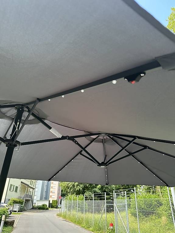 Ombrelloni: Sonnenschirme doppel – Usato da Boswil venduto da gummibaerli24 2