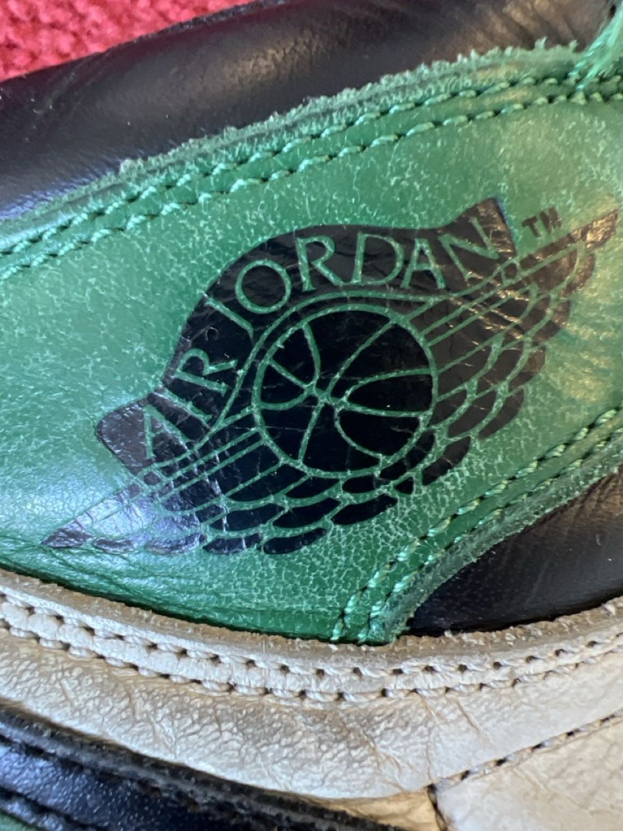 Jordan Herrenschuhe: Air Jordan 1 High Grösse 43 gebraucht – Gebraucht aus Wollerau von Plakatfreund 2