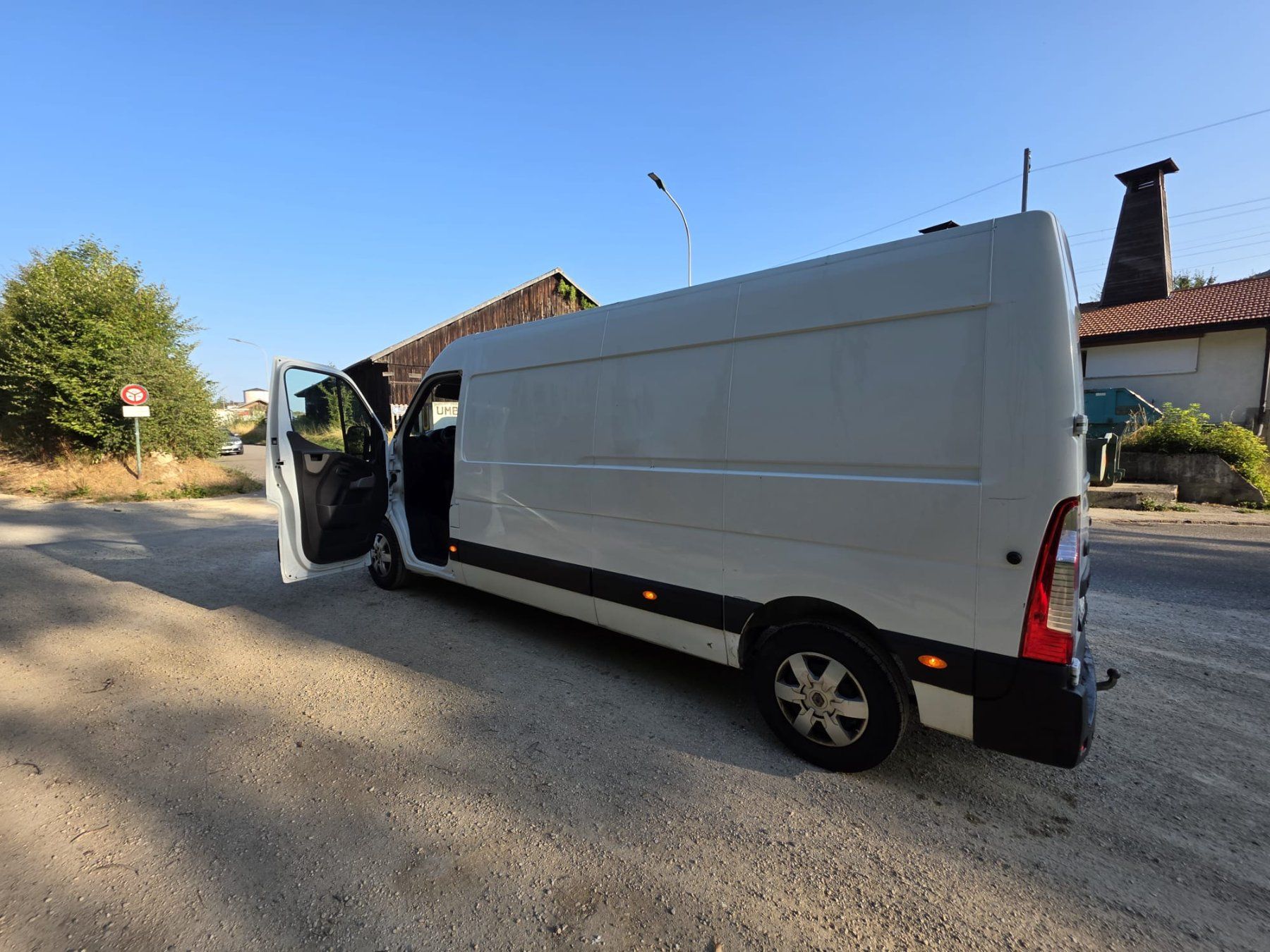 Renault Véhicules utilitaires: Renault Master T35 dCi170 L3H2 – D'occasion à Frenkendorf par homar63 1