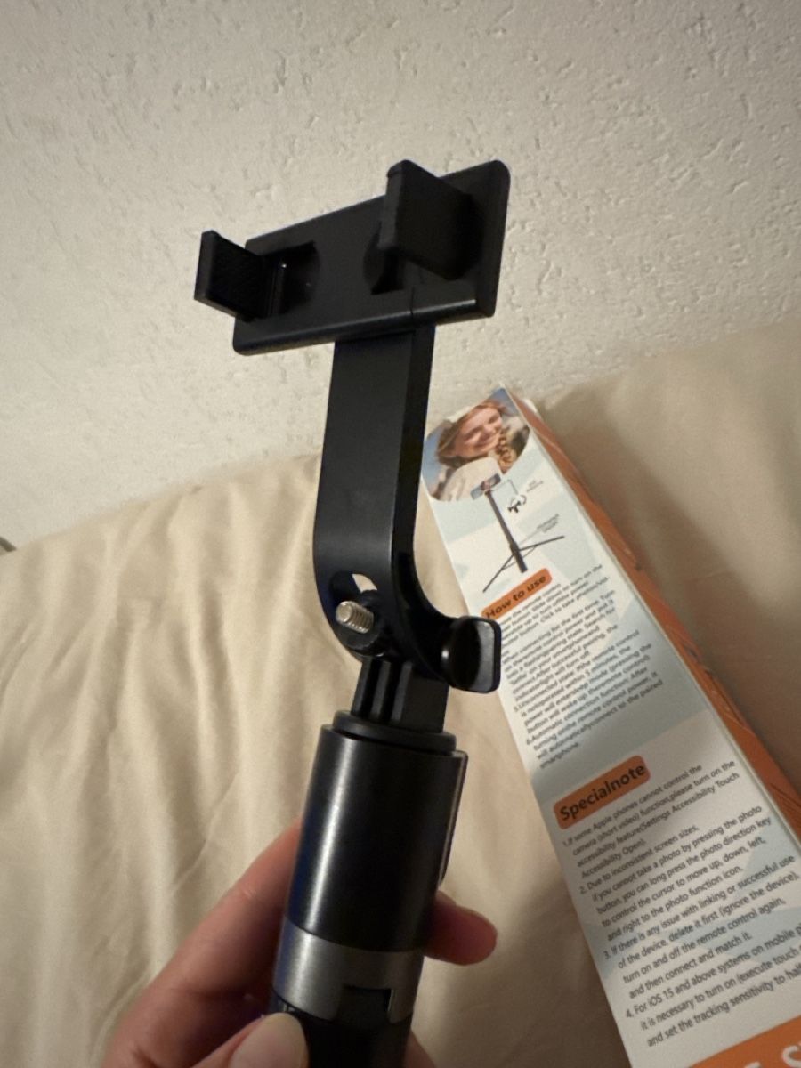 Treppiedi & Teste: Riseofle selfie/live broadcast stand. – Nuovo (secondo la descrizione) da Chavannes-de-Bogis venduto da dle_5x5y 5