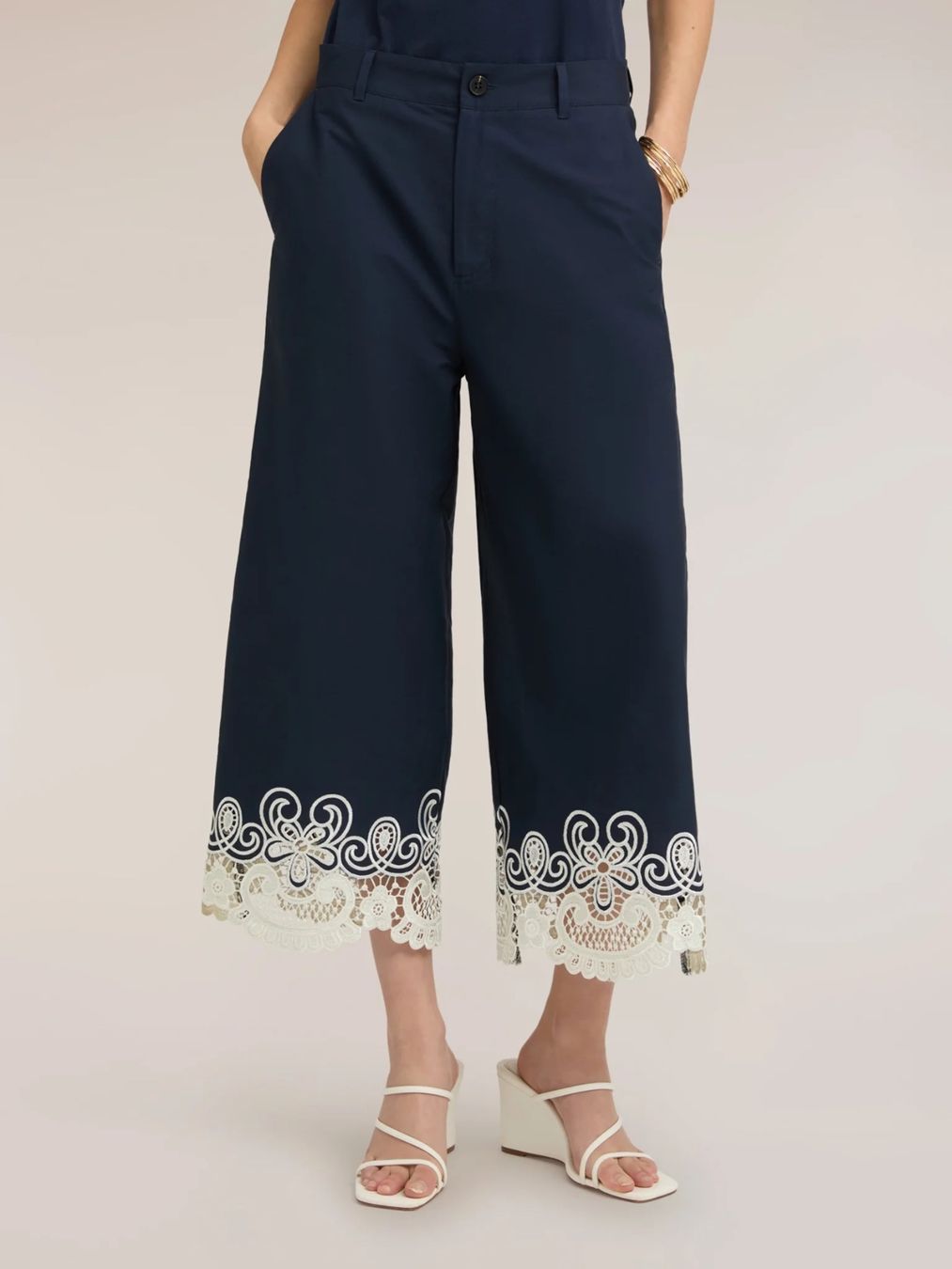 Pantaloni: Hose mit Spitze NEU – Usato da Maroggia venduto da Luca_Ferrario 2
