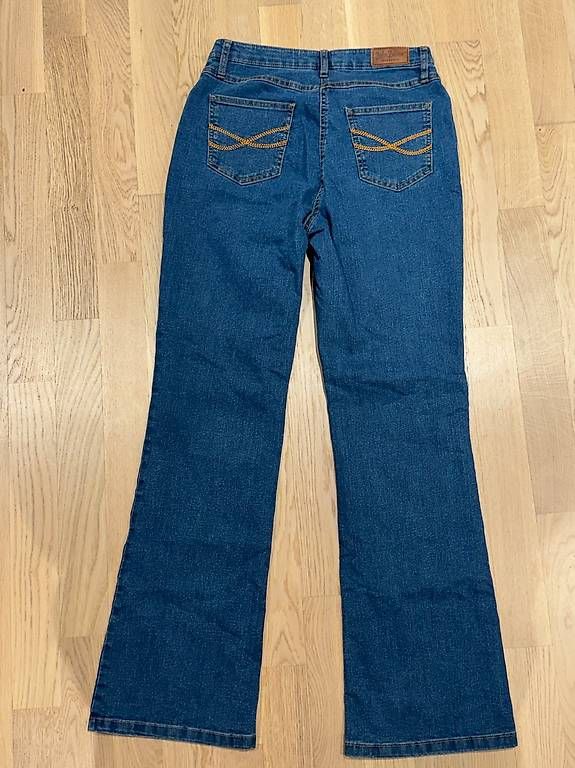 Jeans: Jeans - Gr. 38 - Blau – Usato da Effretikon venduto da alicebrunner 1