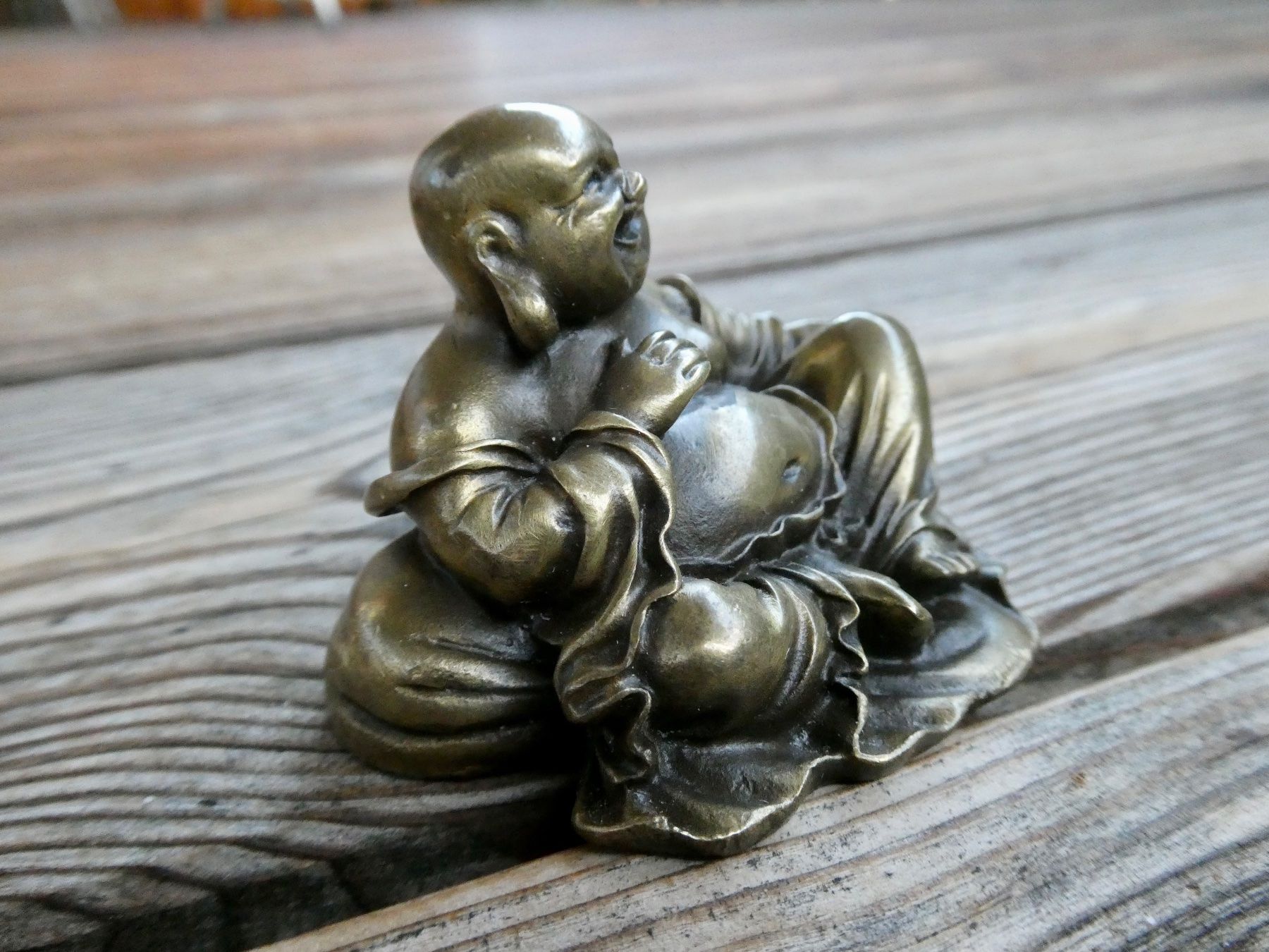 Figurines: antiker sitzender Buddha (schwerer Messingguss) – D'occasion à Lüchingen par Eeizo 4