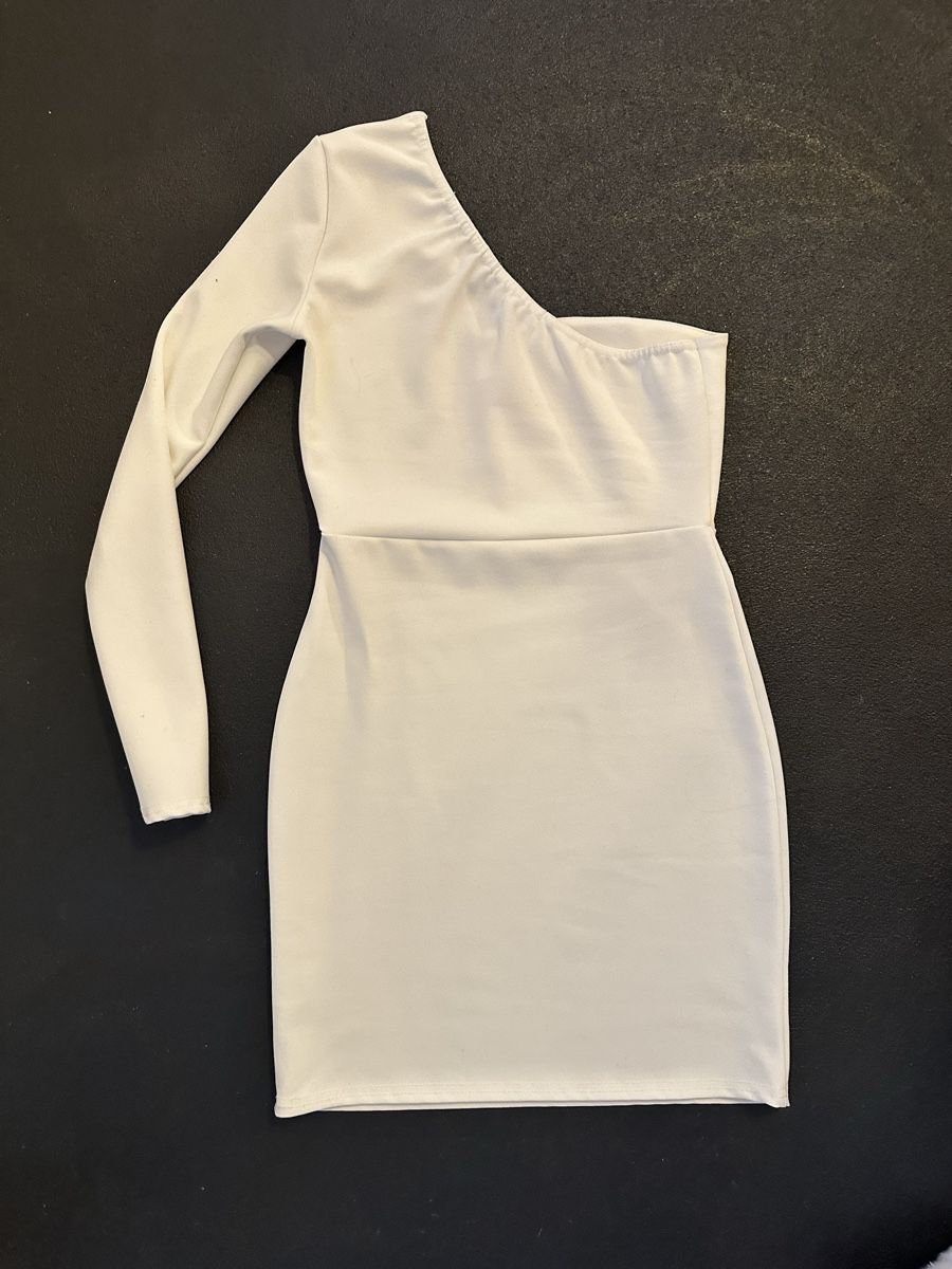 Vestiti: Elegantes One-Shoulder Kleid – Usato da Romanshorn venduto da laa_279h 1
