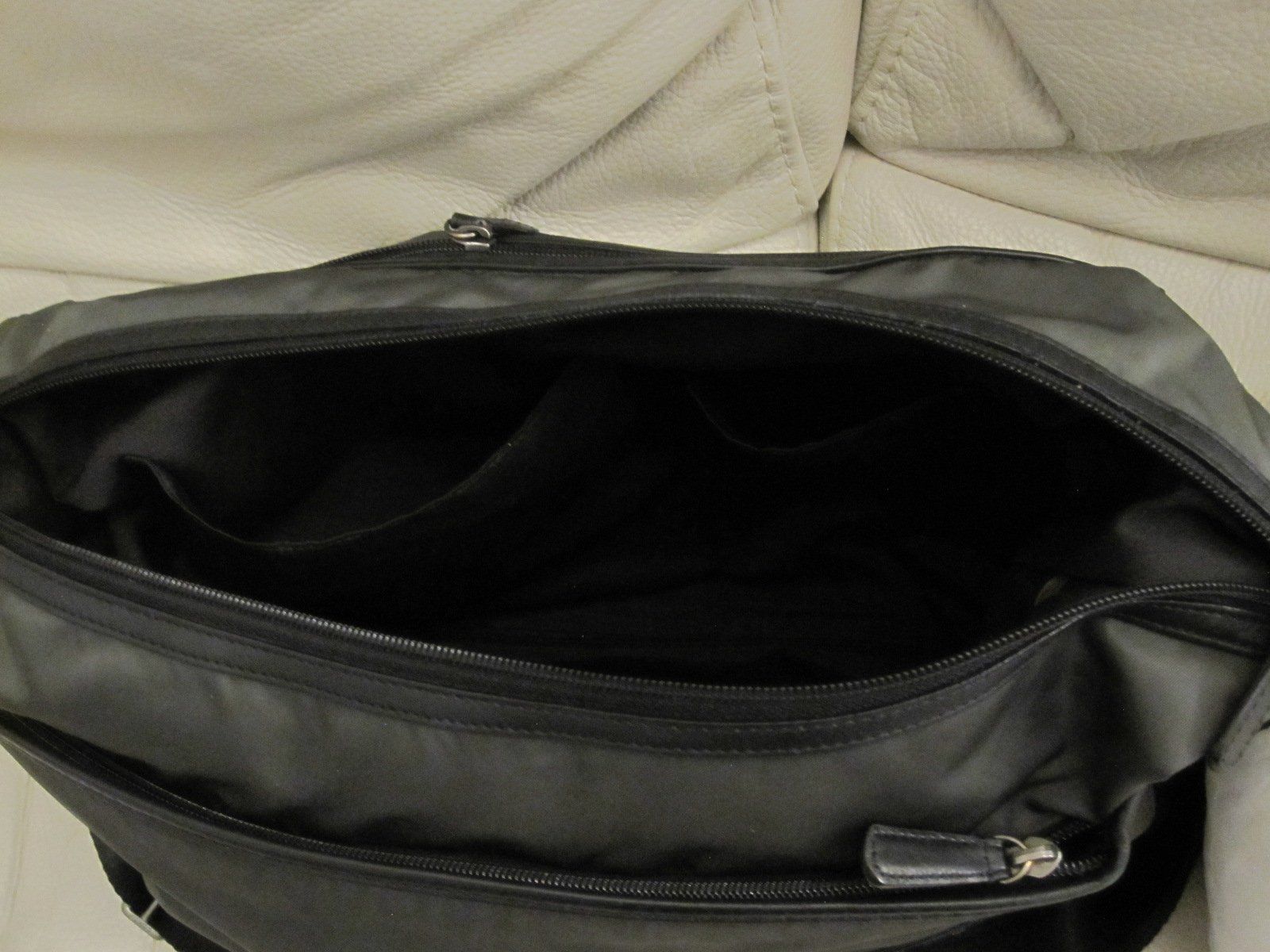 Coach Borse: COACH, sac Varick Transit, Nylon / cuir, Messenger – Usato da Nyon venduto da WHTF 7