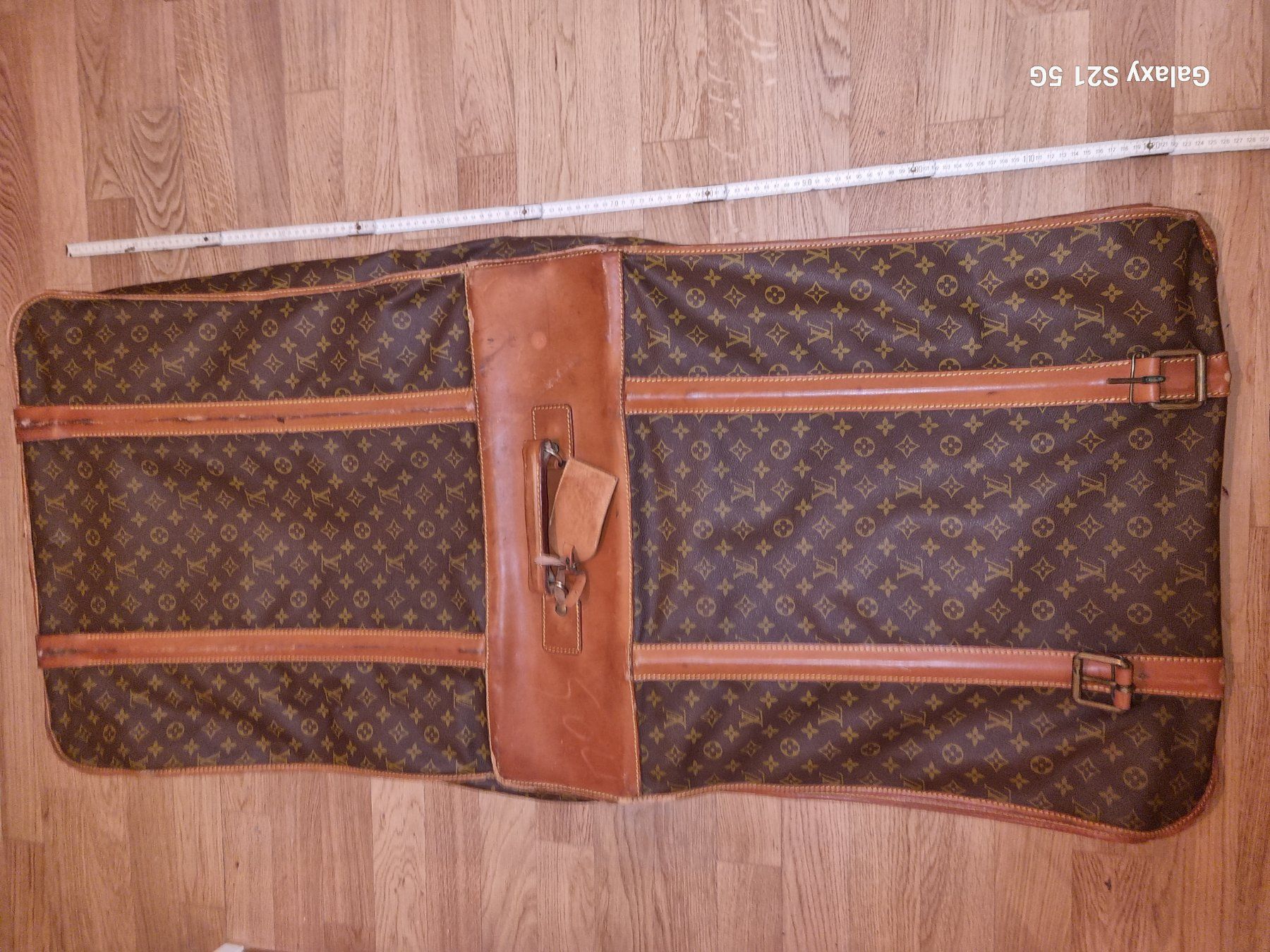 Louis Vuitton Valigie: Reise Anzugkoffer Louis Vuitton – Usato da Zürich venduto da Big 1