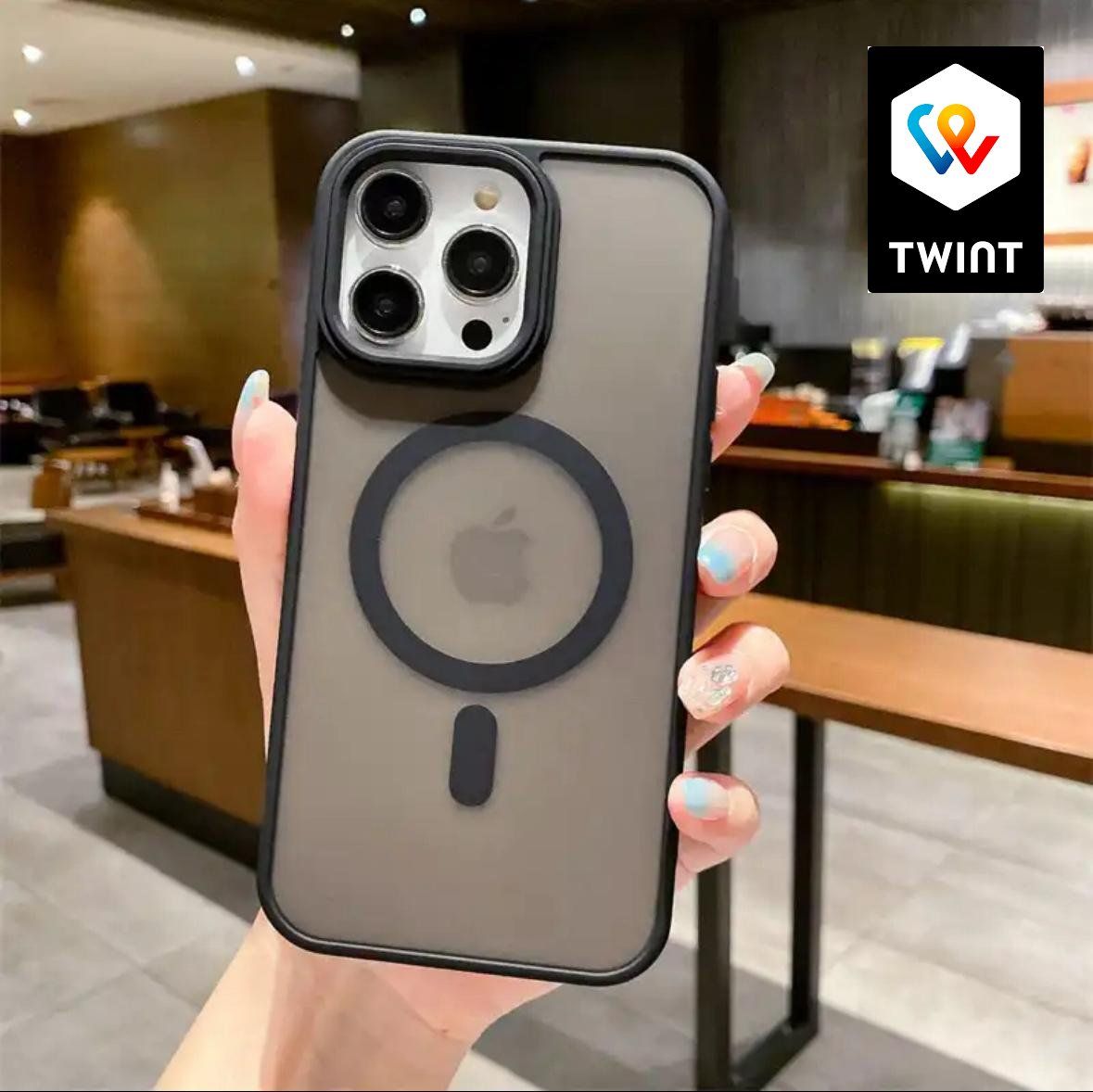 Cover & Protezioni schermo: iPhone 16 Pro Max Silikon Case Black – Nuovo e nell'imballaggio originale da Zürich venduto da swiss.tech