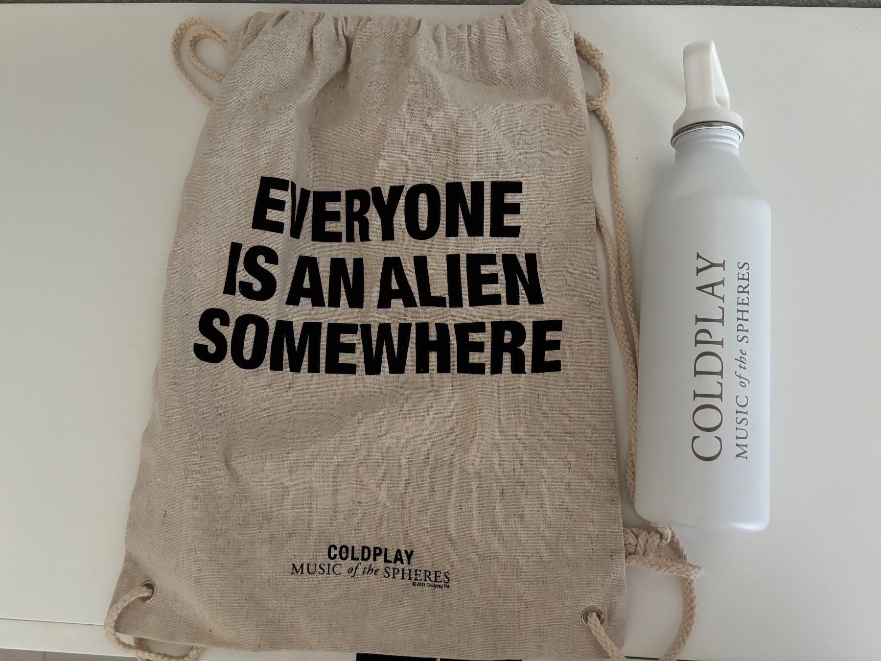 Borracce & Thermos: Coldplay Tasche und Flasche – Usato da Bülach venduto da Karuna