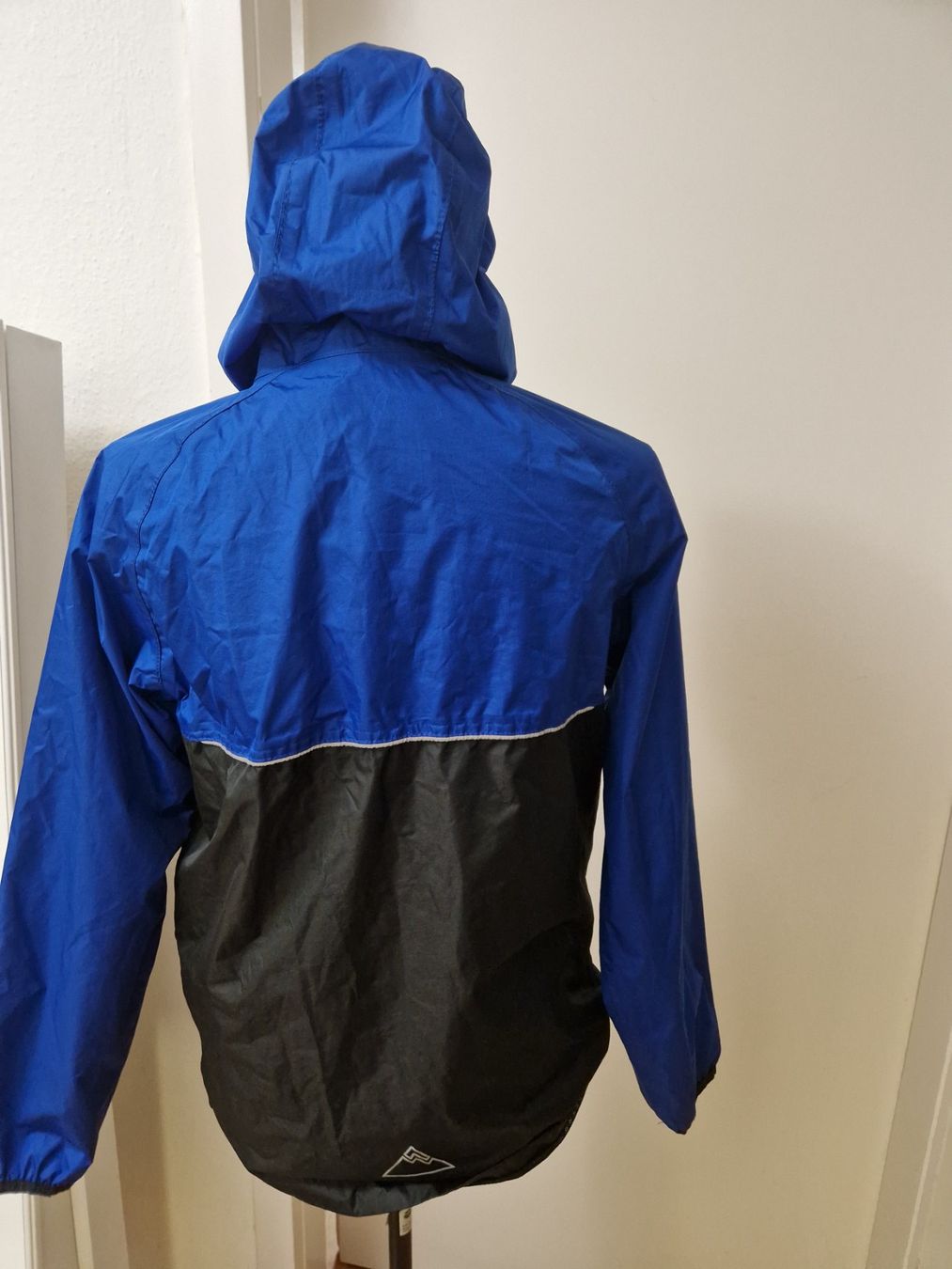 Jacken & Mäntel: Regenjacke Raintex blau/schwarz Grösse 164 – Gebraucht aus Glattbrugg von mas_75t2 2