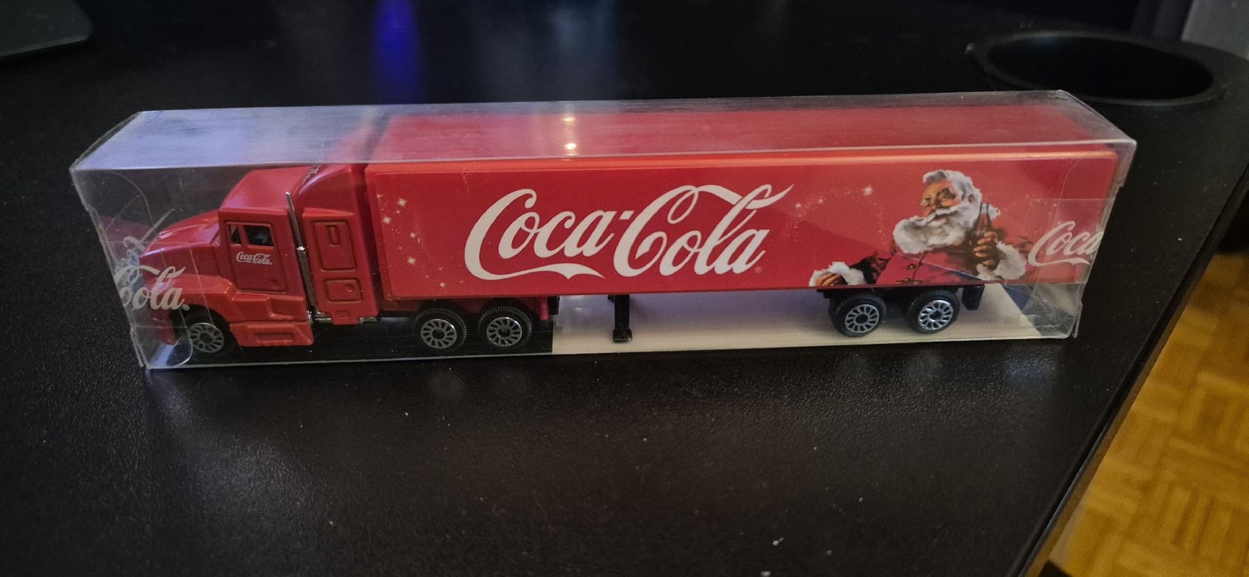 Coca-Cola Giocattoli: Camion Coca-Cola édition Noël - Objet de collection ! – Nuovo e nell'imballaggio originale da Genève venduto da Bayoushi 1