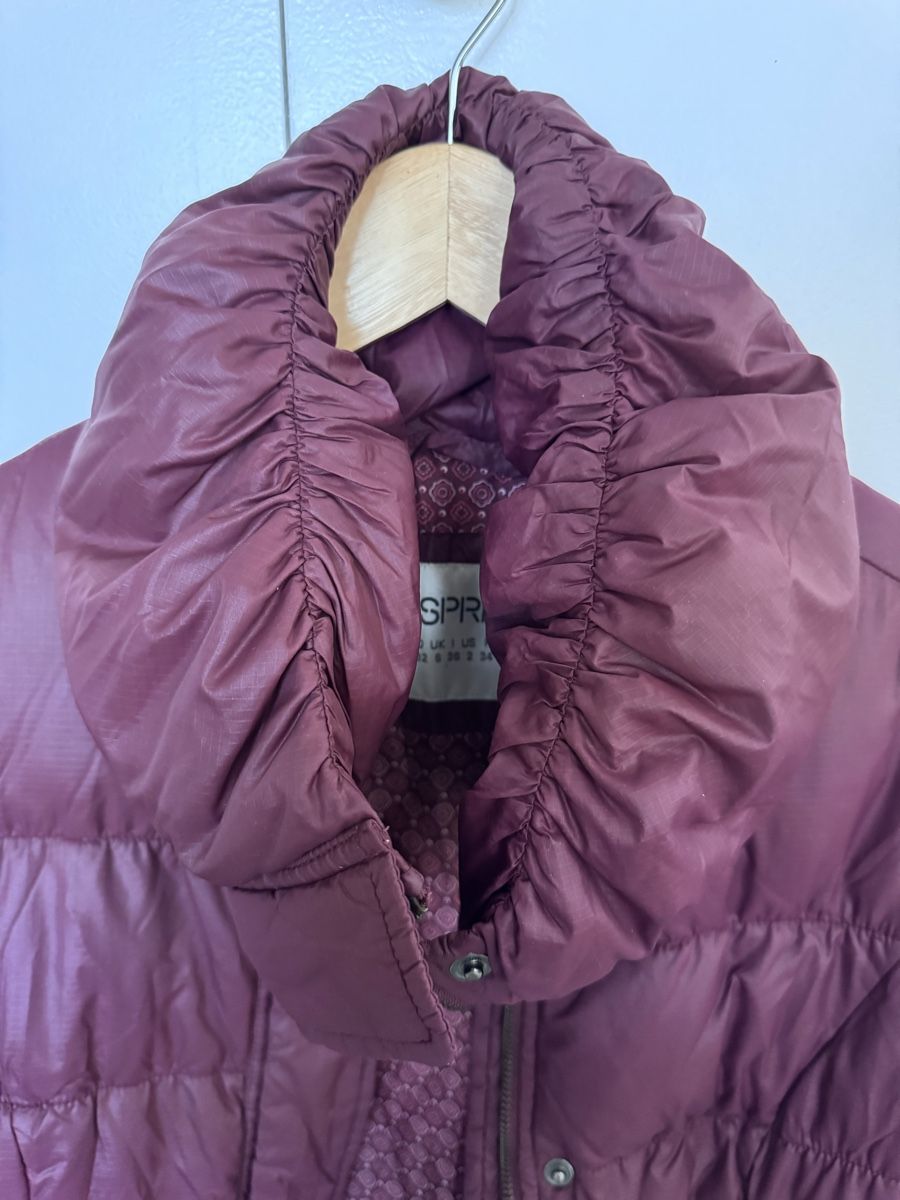 Esprit Jacken: ESPRIT Daunenjacke – Gebraucht aus Gossau SG von EMK230815 1