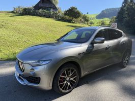 Maserati Levante S