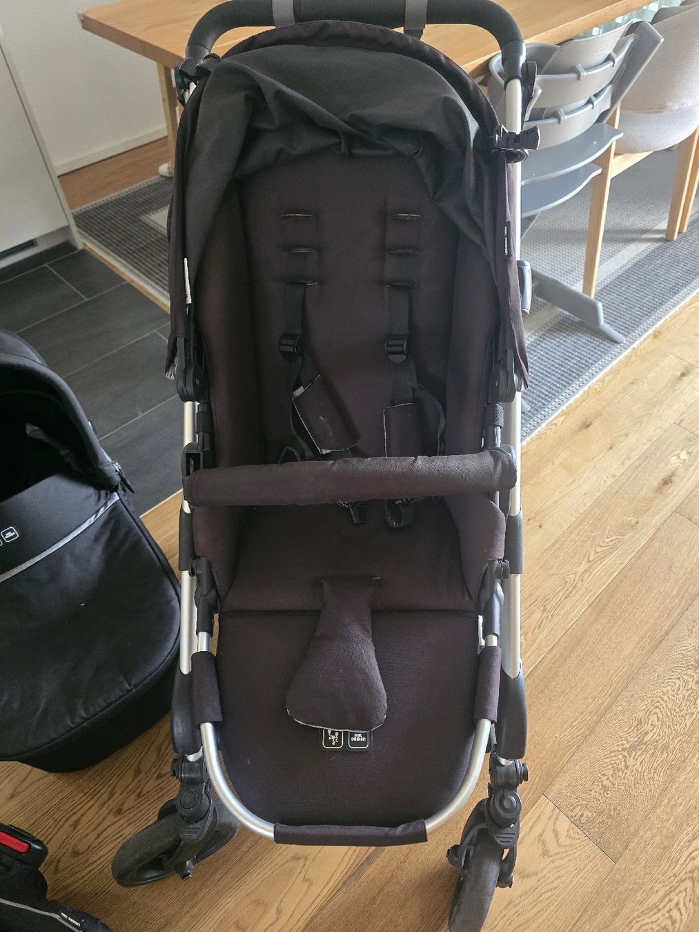 ABC Design Carrozzine: ABC Design Kinderwagen 4er. Set mit isofix  – Usato da Spreitenbach venduto da 21-GKE 1