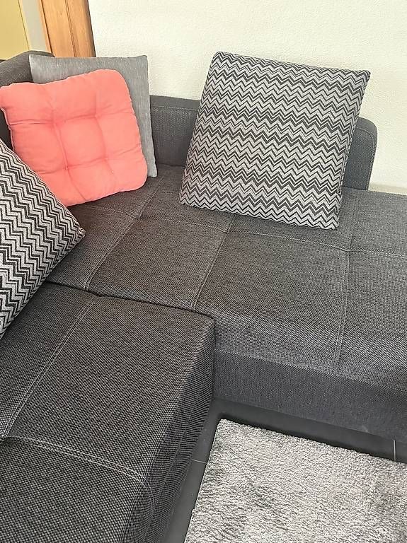 Sofas: Ecksofa mit Schlaffunktion – Gebraucht aus Obbürgen von bugi6868 2