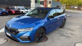 Škoda Octavia Combi RS 2.0 TSI DSG 245PS, blau, sehr guter Z