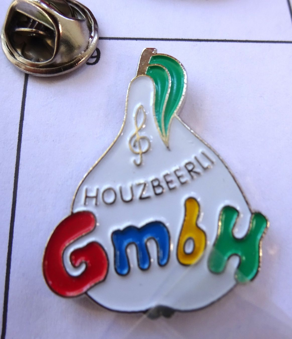 Plaquettes & Badges: Pin HOUZERBEERLI  GmbH Musik Note – D'occasion à Utzenstorf par BUtter81