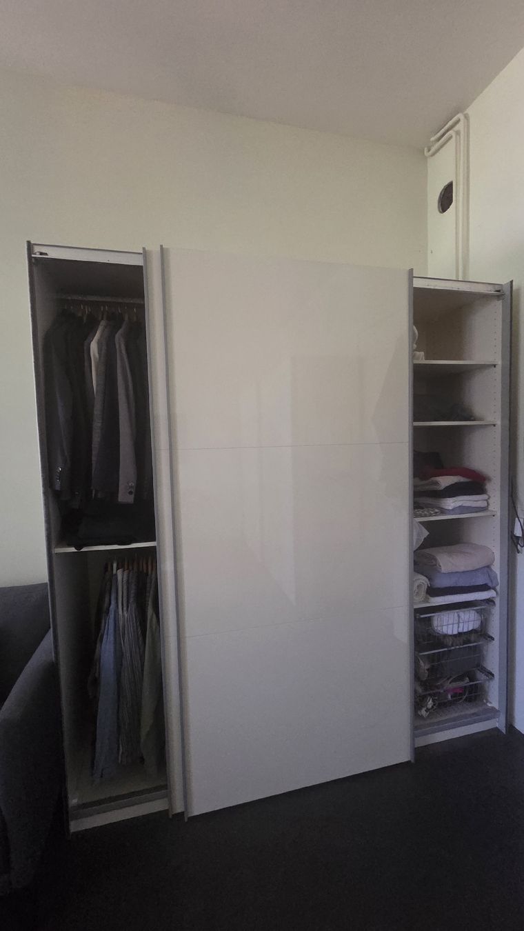 Schränke: Kleiderschrank – Gebraucht aus Bern von cronico 1