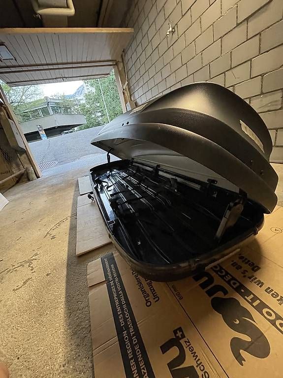 Box da tetto: Mieten statt kaufen!! Thule XL Dachbox oder Skiträger – Usato da Chur venduto da majka2011 1