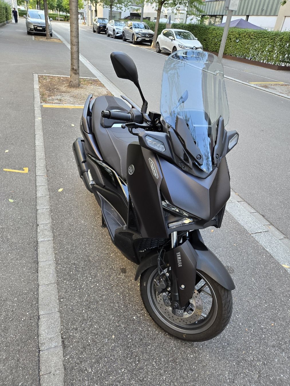 Yamaha Scooters: Yamaha Xmax Techmax 300 – Neu (gemäss Beschreibung) aus Dietikon von glu_7dtl 1