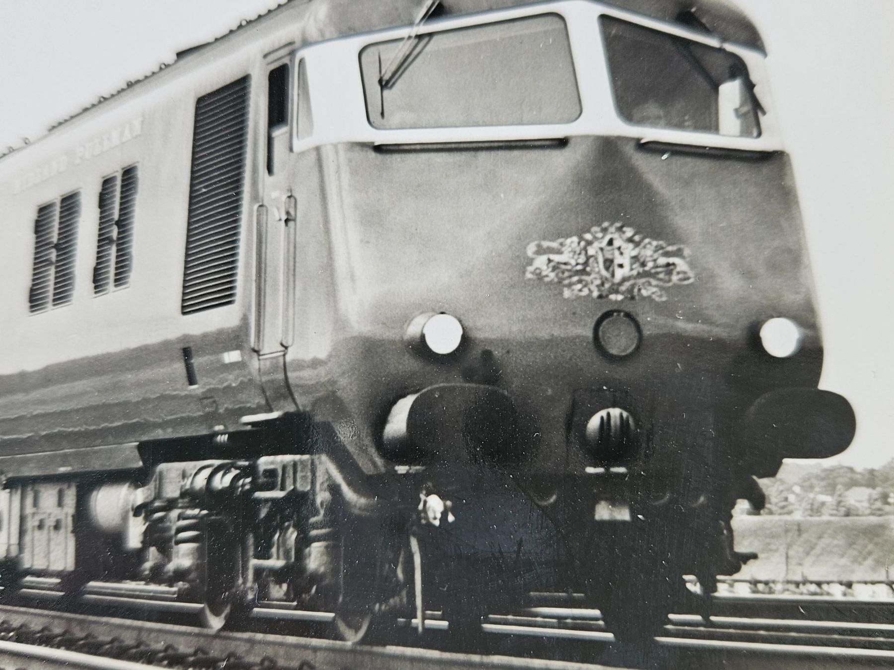 Ansichtskarten: The Midland Pullman R.P. 320 - vers 1960 – Gebraucht aus Echandens von annegug 2