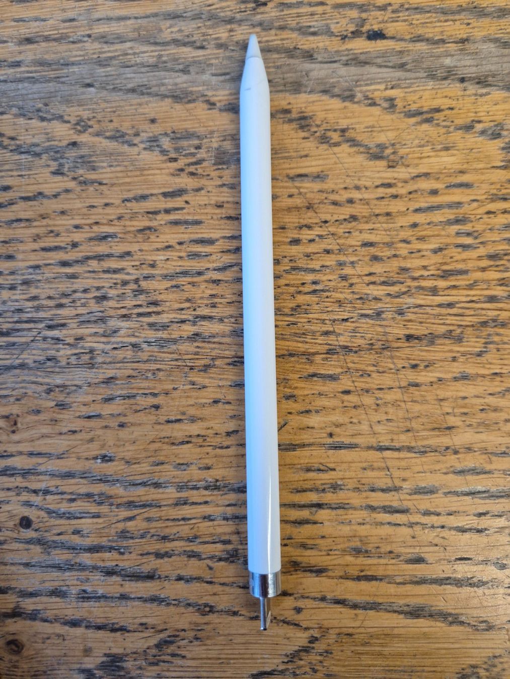Apple Tablet PC: iPad 7. Gen mit Ladekabel, Hülle & Pencil – Usato da Zürich venduto da tas_qf2s 4