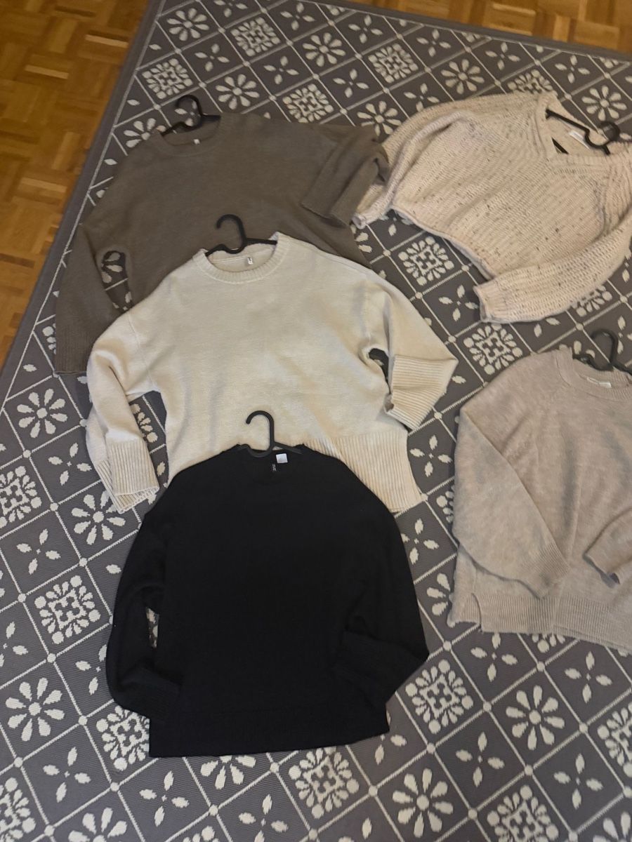 Lotti di vestiti: 5 modische Strick Pullis pull& bear, Bershka – Usato da Aarburg venduto da manju2007 1