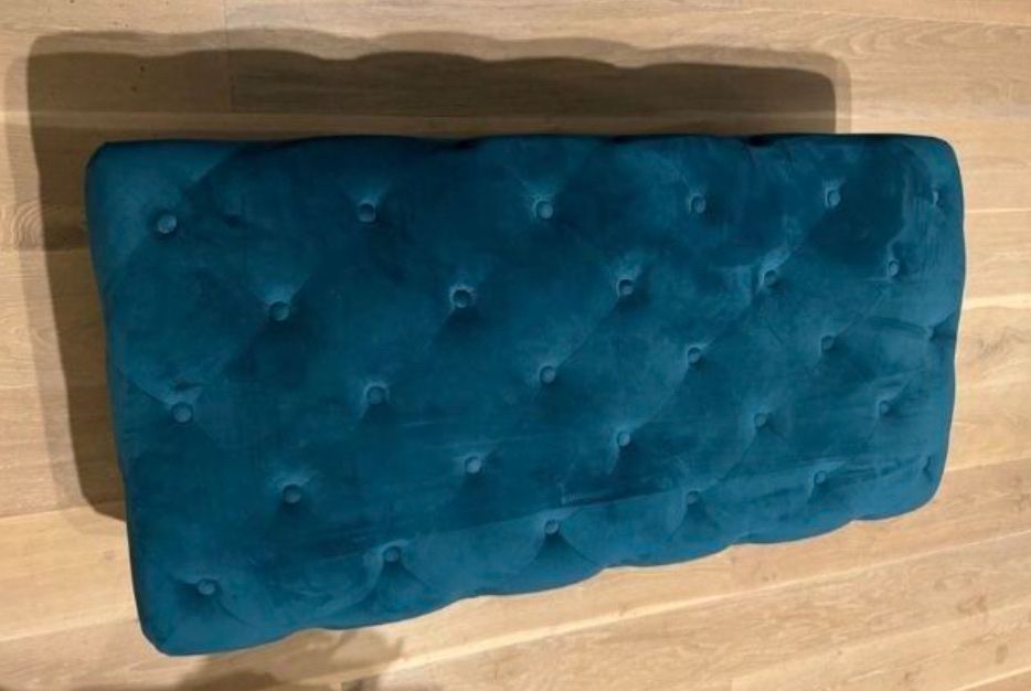 Hocker: Sofa Hocker – Gebraucht aus Luzern von Purple_Rose01 1