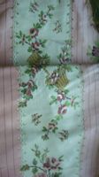 Edler Polsterstoff aus Frankreich 2 x 130 cm Rosa mit Blumen