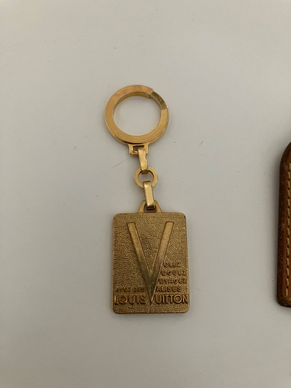 Louis Vuitton Pendentifs: Louis Vuitton – D'occasion à Spreitenbach par schwarzerhase70