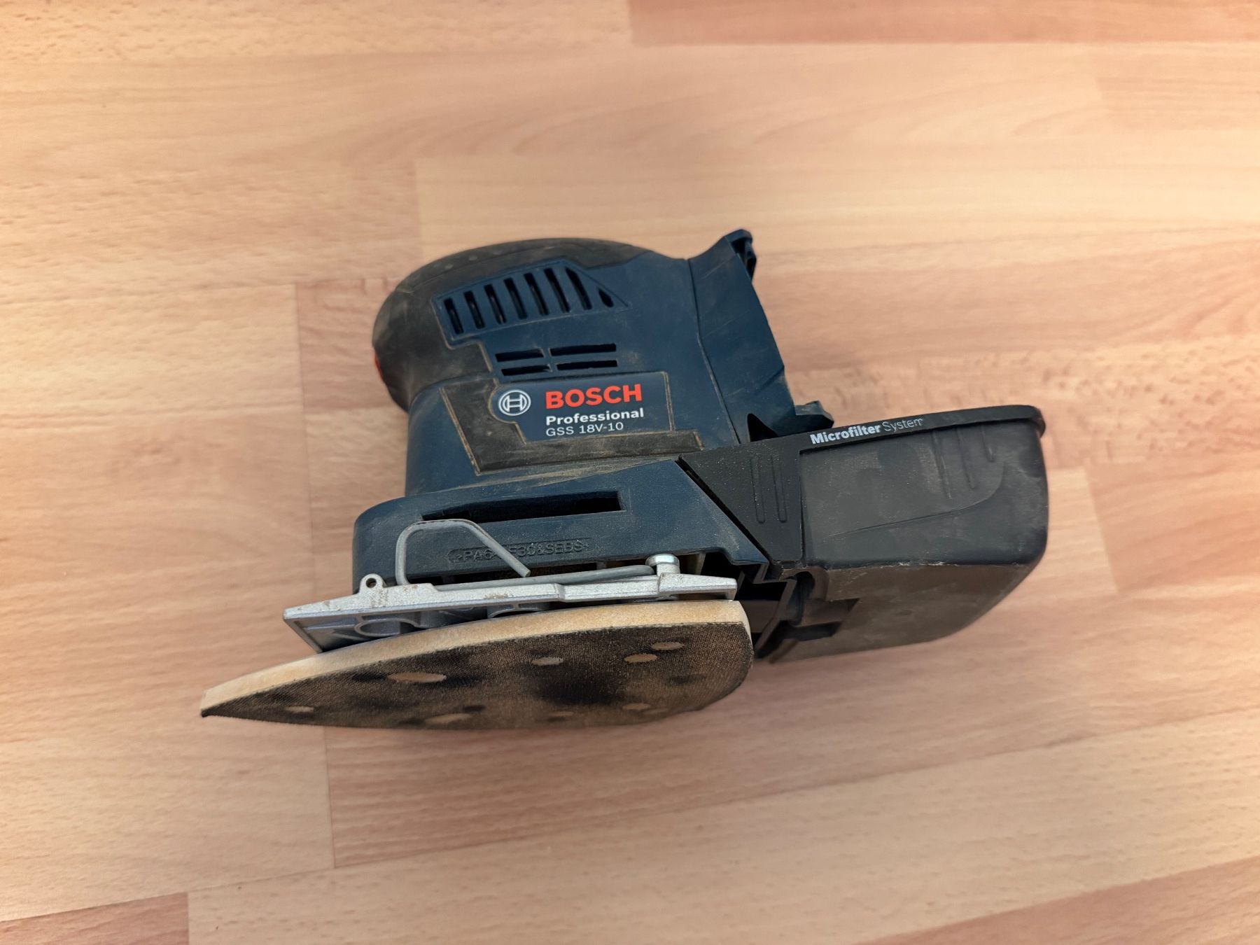 Bosch Smerigliatrici & Lucidatrici: Bosch GSS 18V-10 – Usato da Bubendorf venduto da glitchCat 3