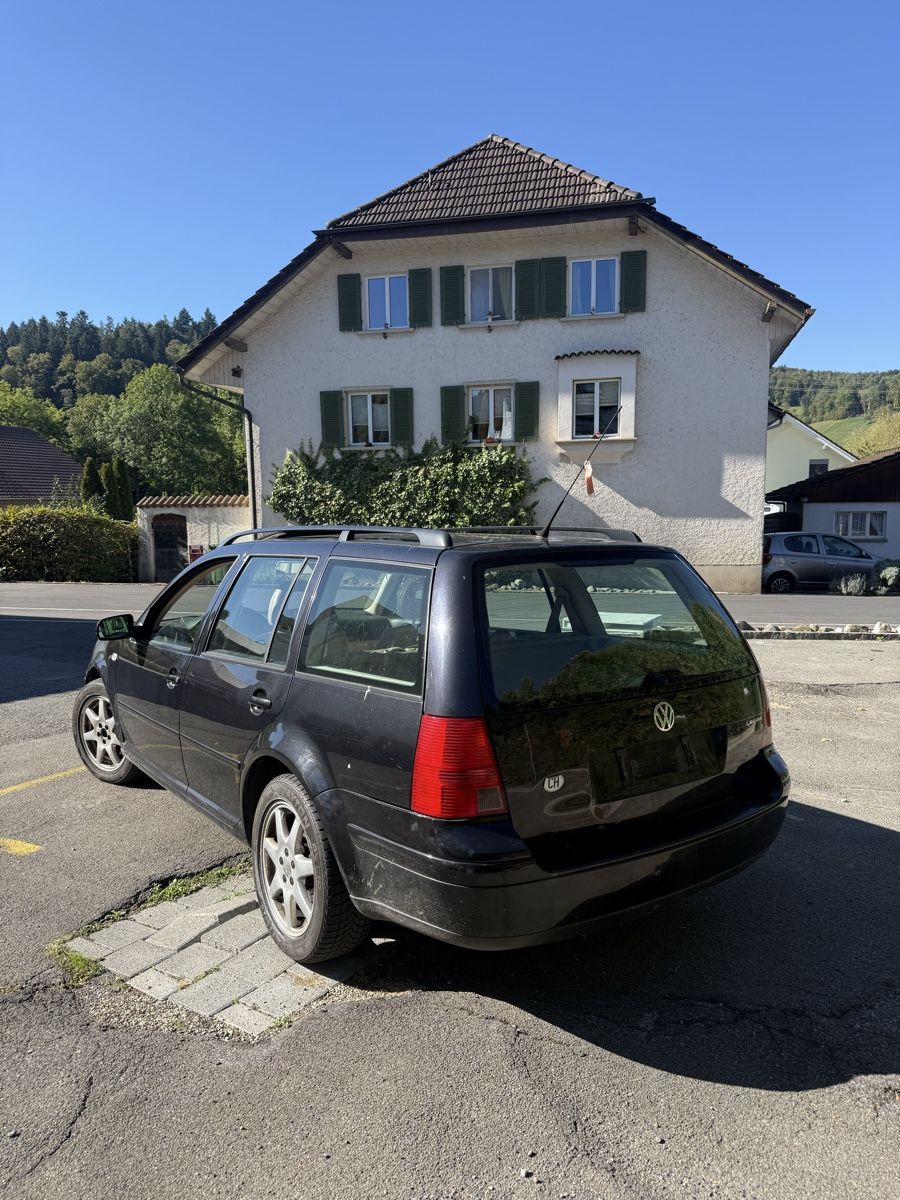 VW Automobili: VW Bora 2.3 V5 4Motion – Usato da Oberkulm venduto da Ja_hljz 3